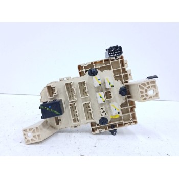 Recambio de caja reles / fusibles para suzuki swift iii (mz, ez) 1.3 ddis (rs 413d) referencia OEM IAM YN2G0L 3677062JC0 