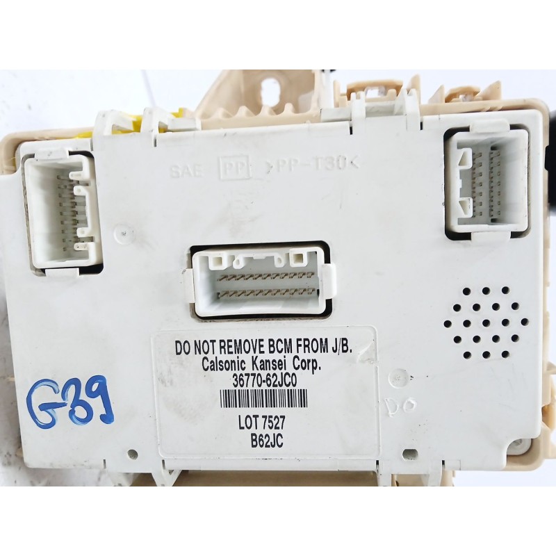 CAJA RELES / FUSIBLES 3677062JC0