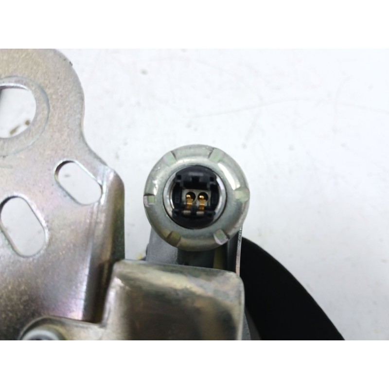 CINTURON SEGURIDAD DELANTERO DERECHO 7P1300P