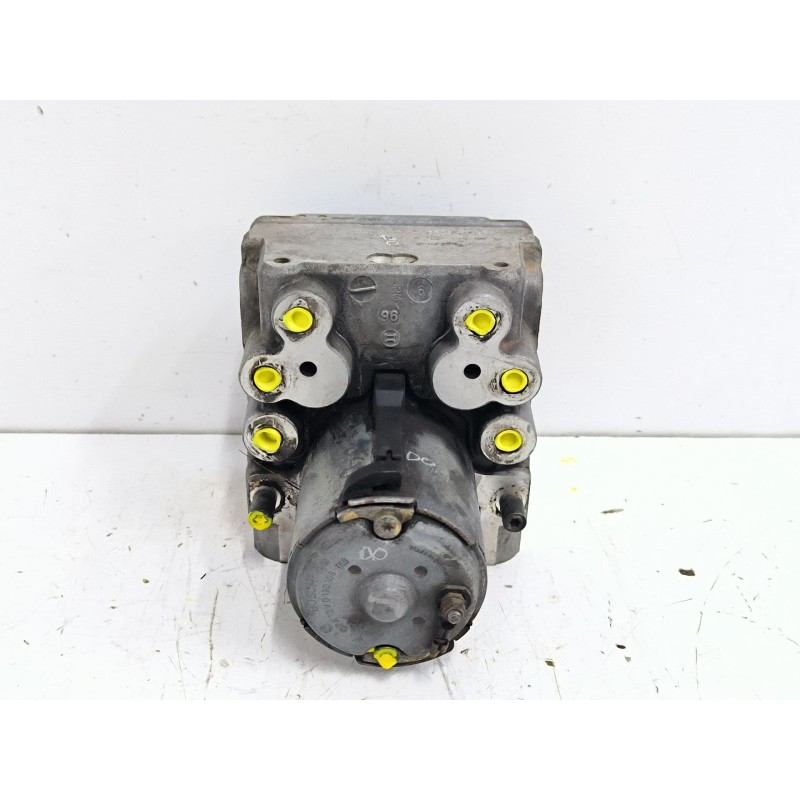 Recambio de abs para mercedes-benz vito furgoneta (w638) 110 d 2.3 (638.074, 638.078) referencia OEM IAM A6384460114 0265220003 
