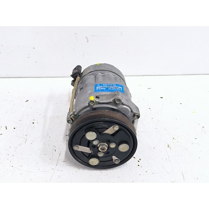 COMPRESOR AIRE ACONDICIONADO