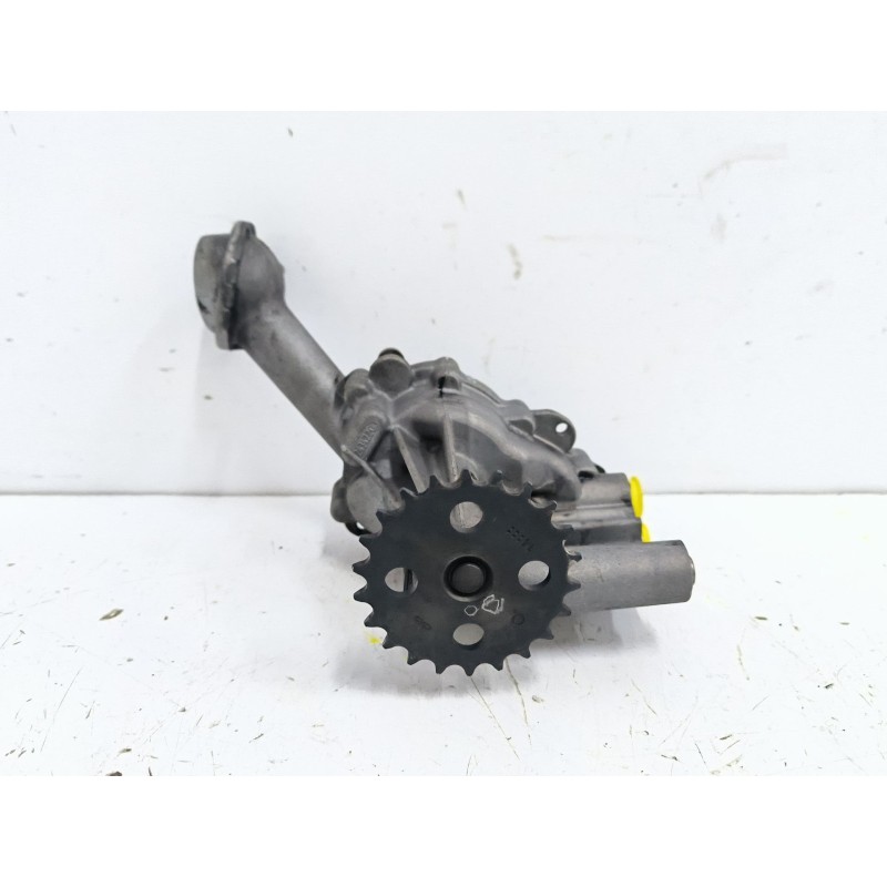 Recambio de bomba aceite para mercedes-benz clase a (w176) a 180 cdi / d (176.012) referencia OEM IAM 150008247R  