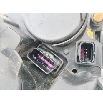 Recambio de faro derecho para renault clio iv (bh_) 1.5 dci 75 referencia OEM IAM 260102104R  