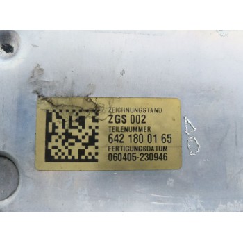 Recambio de enfriador aceite motor para mercedes-benz cls (c219) cls 320 cdi (219.322) referencia OEM IAM 6421800165  