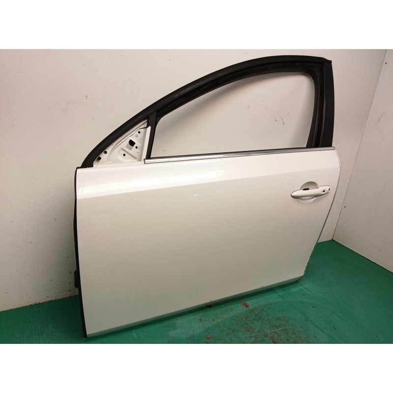 PUERTA DELANTERA IZQUIERDA