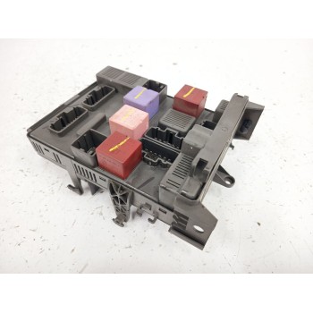 Recambio de caja reles / fusibles para renault laguna ii (bg0/1_) 3.0 v6 24v (bg01, bg02, bg0d, bg0y) referencia OEM IAM 8200371