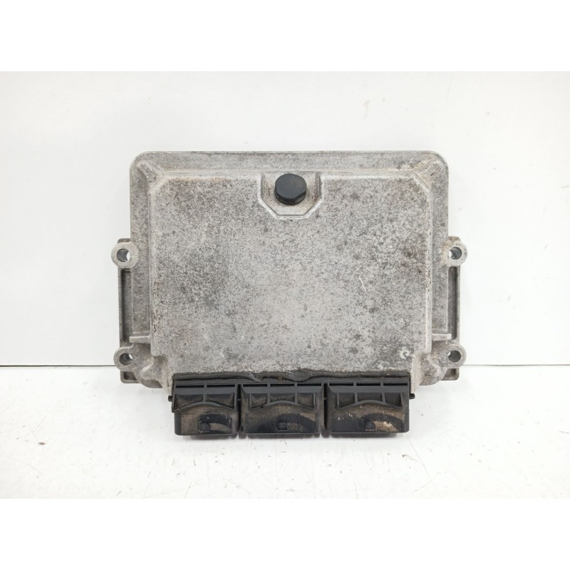 Recambio de centralita motor uce para renault laguna ii (bg0/1_) 3.0 v6 24v (bg01, bg02, bg0d, bg0y) referencia OEM IAM 82004281