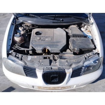 seat ibiza (6l1) del año 2003