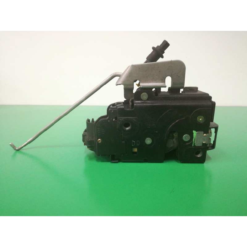 Recambio de cerradura puerta delantera derecha para audi a4 berlina (8e) 1.9 tdi (96kw) referencia OEM IAM 8E1837016C  