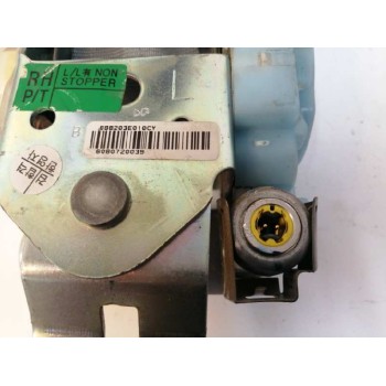 Recambio de cinturon seguridad delantero derecho para kia sorento 2.5 crdi referencia OEM IAM 888203E010  