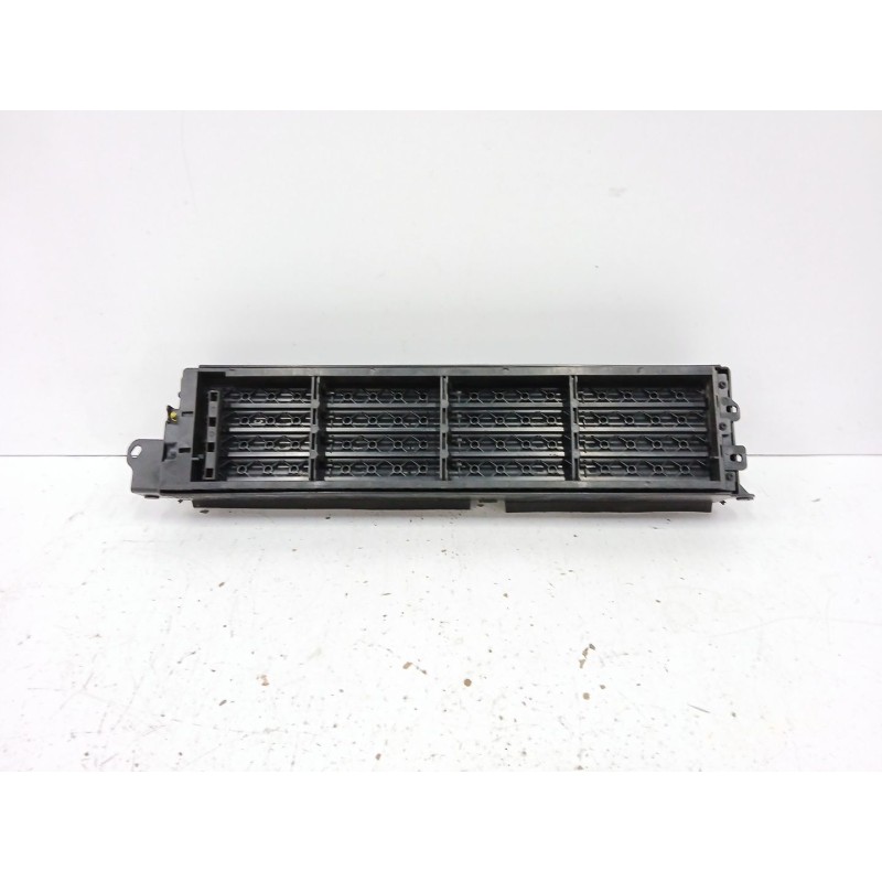 Recambio de rejilla delantera para nissan qashqai ii (j11, j11_) 1.3 dig-t referencia OEM IAM 62322HV80B  