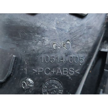 Recambio de rejilla aireadora para renault clio v (b7_) 1.3 tce 130 (b7mf) referencia OEM IAM 10514005  