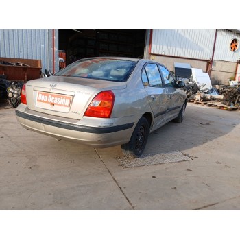 hyundai elantra iii sedán (xd) del año 2002