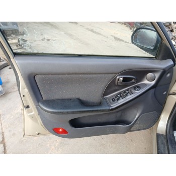 hyundai elantra iii sedán (xd) del año 2002