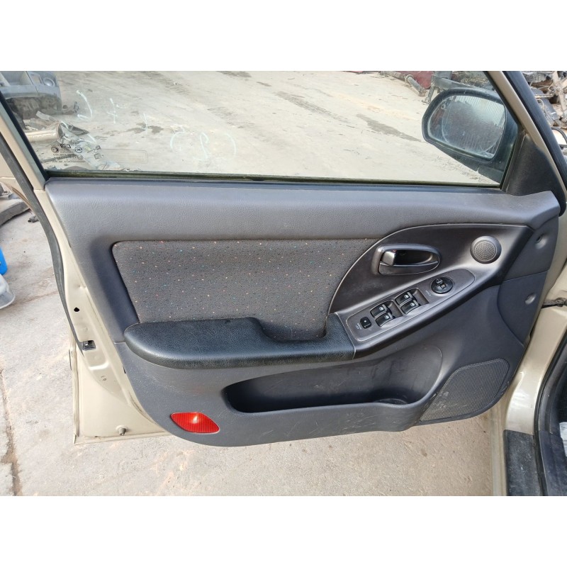 HYUNDAI ELANTRA III Sedán (XD) 2002
