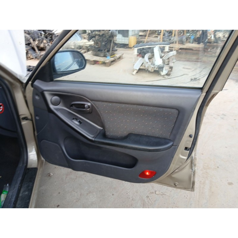HYUNDAI ELANTRA III Sedán (XD) 2002