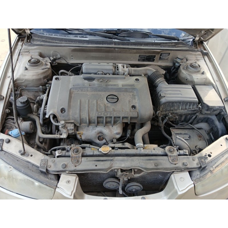HYUNDAI ELANTRA III Sedán (XD) 2002