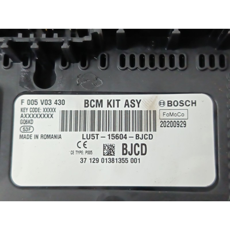 CAJA RELES / FUSIBLES F005V03430