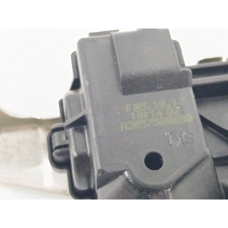 CERRADURA MALETERO / PORTON