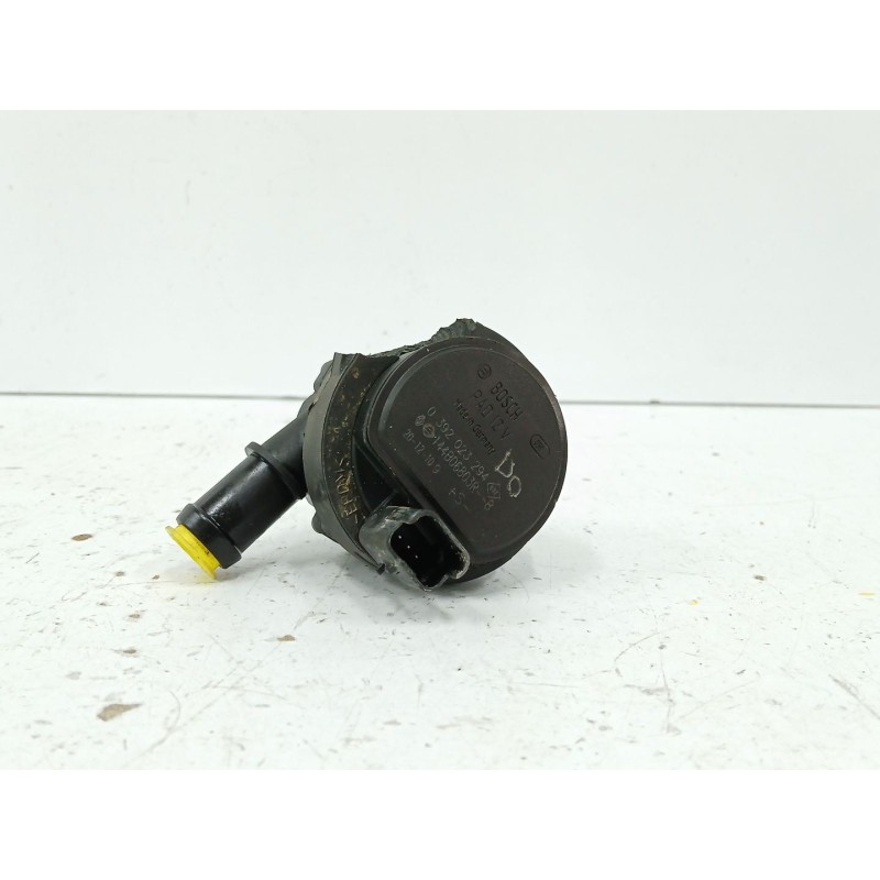 Recambio de bomba agua para nissan qashqai ii (j11, j11_) 1.3 dig-t referencia OEM IAM 144B06803R  