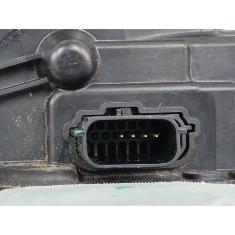 CERRADURA PUERTA DELANTERA DERECHA