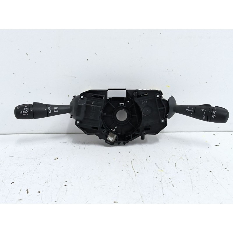 Recambio de mando multifuncion para smart forfour hatchback (453) electric drive / eq (453.091) referencia OEM IAM 255673481R  