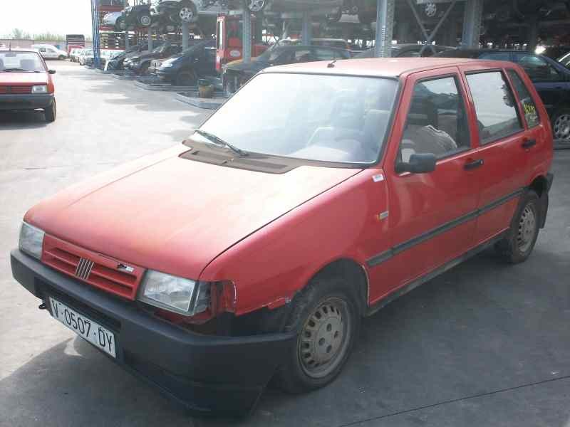 FIAT UNO (146)