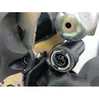 Recambio de cinturon seguridad trasero derecho para ford kuga iii (dfk) 2.0 ecoblue mhev referencia OEM IAM LV4BS611B68AEW  