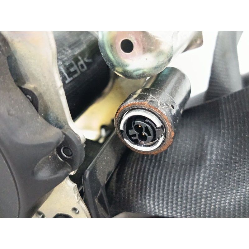 CINTURON SEGURIDAD DELANTERO DERECHO