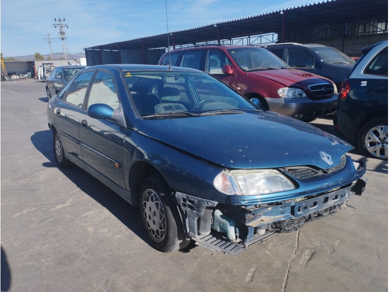 RENAULT LAGUNA (B56)