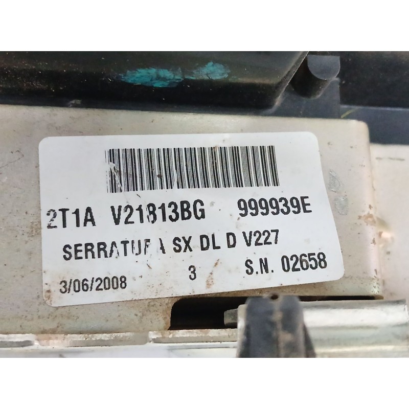 CERRADURA PUERTA DELANTERA IZQUIERDA