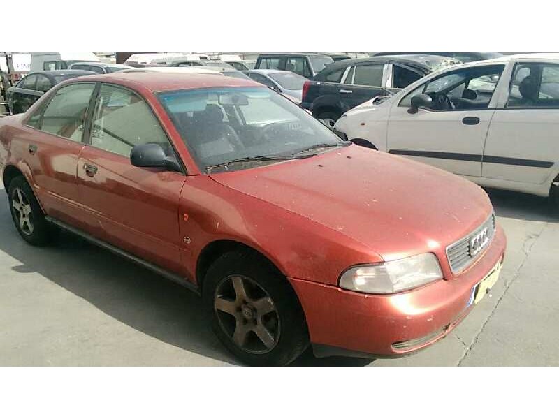 AUDI A4 BERLINA (B5)