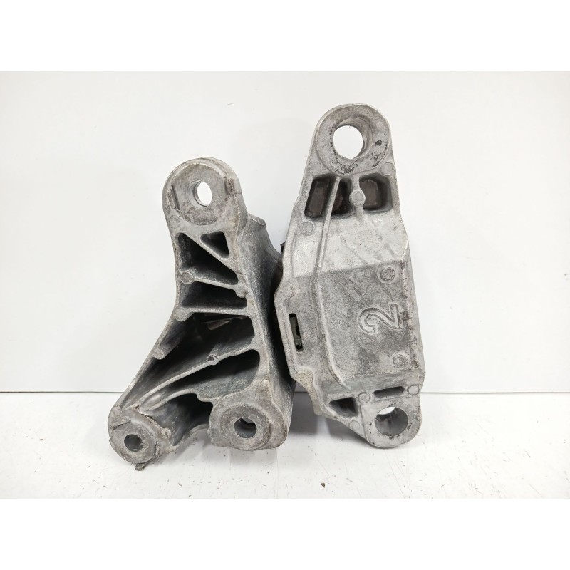 SOPORTE MOTOR IZQUIERDO