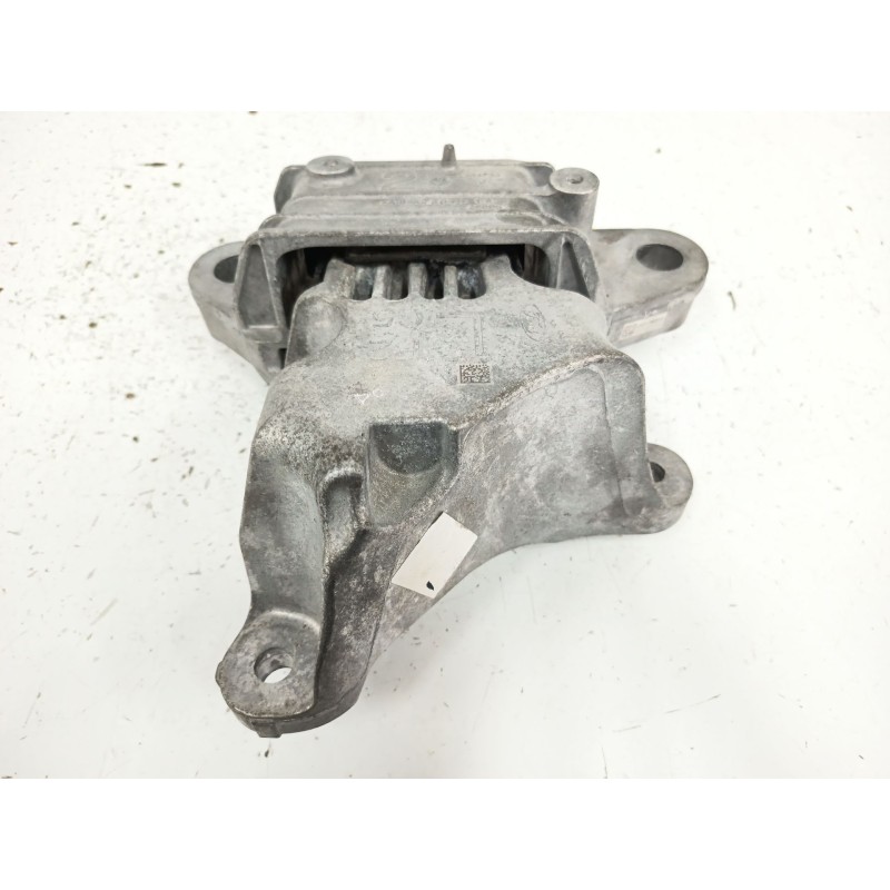 SOPORTE MOTOR IZQUIERDO