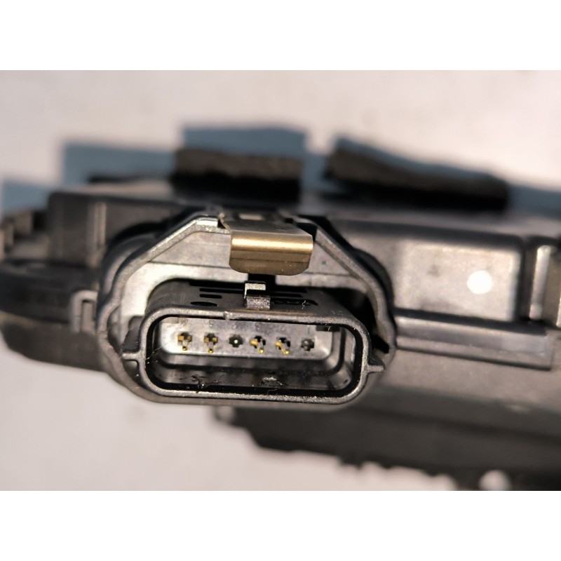 CERRADURA PUERTA DELANTERA DERECHA