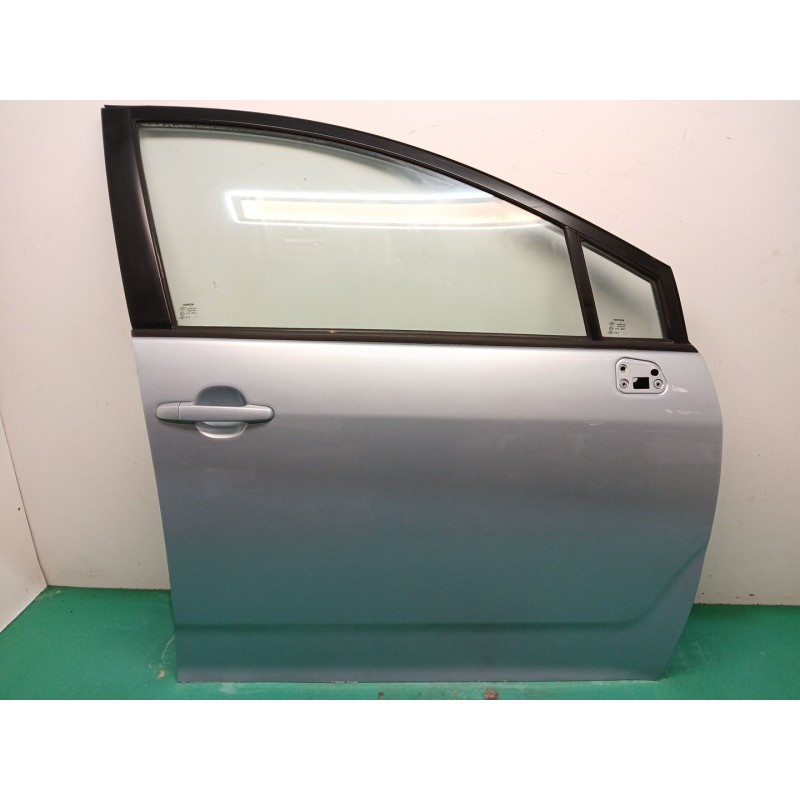 Recambio de puerta delantera derecha para toyota corolla verso (zer_, zze12_, r1_) 2.2 d-4d (aur10_) referencia OEM IAM 670010F0