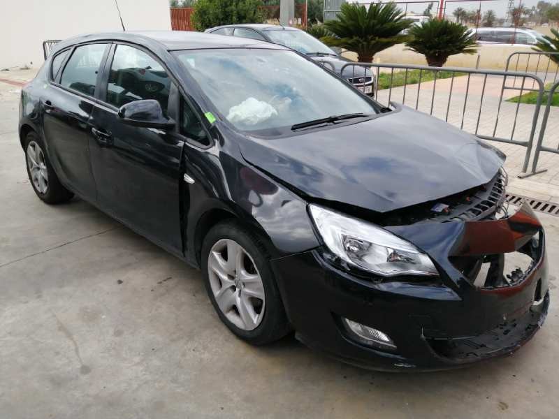 OPEL ASTRA J LIM.