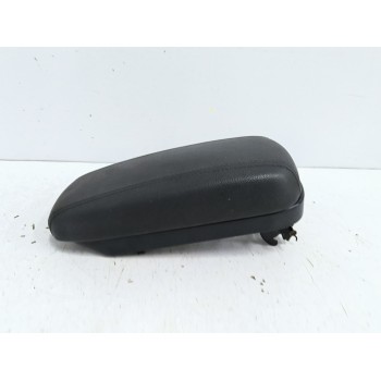 Recambio de apoyabrazos central para kia rio iii (ub) 1.25 cvvt referencia OEM IAM 846701W000  