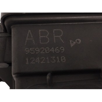 Recambio de filtro aire para chevrolet aveo 1.4 cat referencia OEM IAM 95920469  