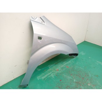 Recambio de aleta delantera derecha para toyota corolla verso (zer_, zze12_, r1_) 2.2 d-4d (aur10_) referencia OEM IAM 538110F01