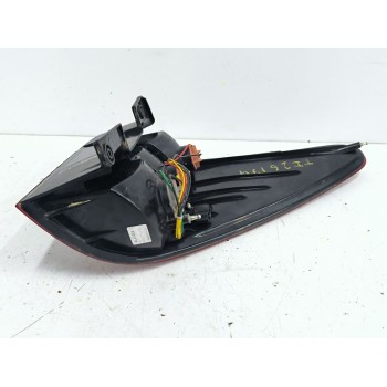 Recambio de piloto trasero izquierdo para ssangyong rodius i 2.7 xdi referencia OEM IAM 8360121303  