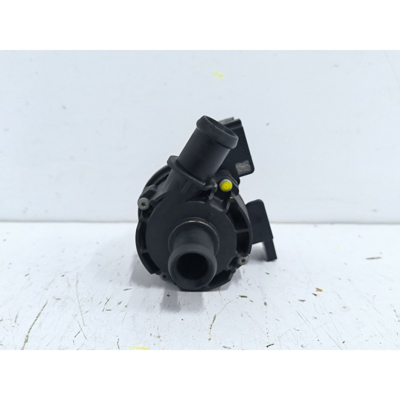Recambio de bomba agua para jaguar xe (x760) 2.0 d referencia OEM IAM DX2318D474AC  