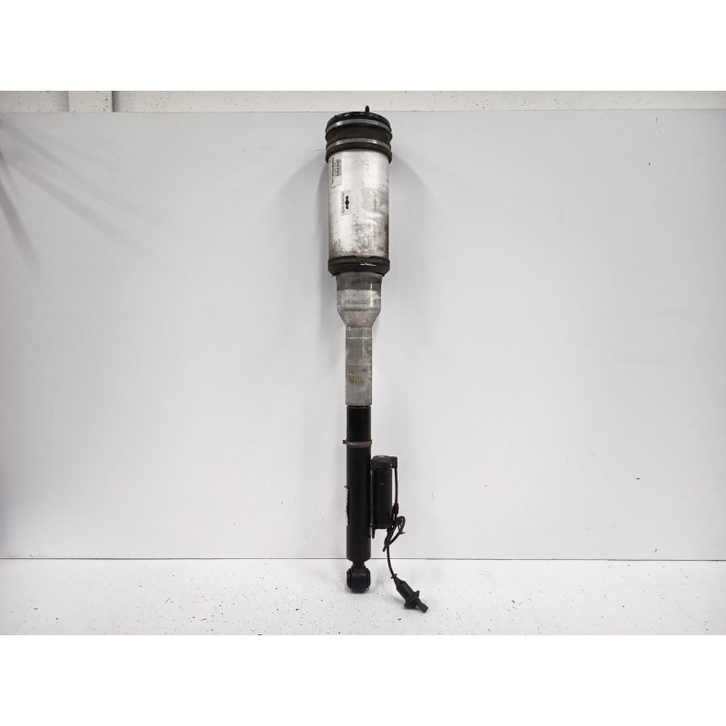 Recambio de amortiguador trasero derecho para mercedes-benz clase s (w220, v220) s 320 (220.065, 220.165) referencia OEM IAM   