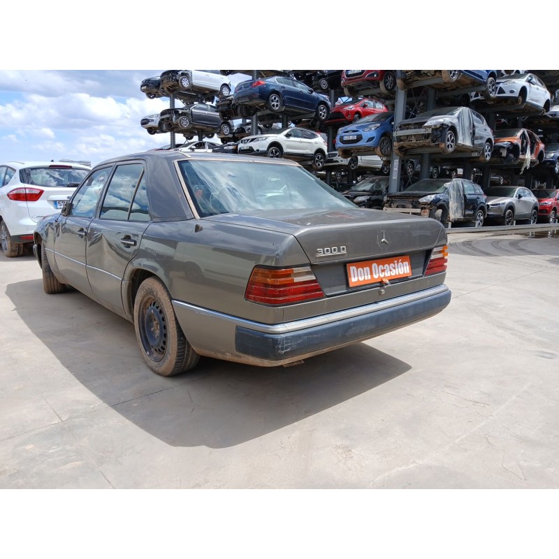 MERCEDES-BENZ 124 Sedán (W124) 1991