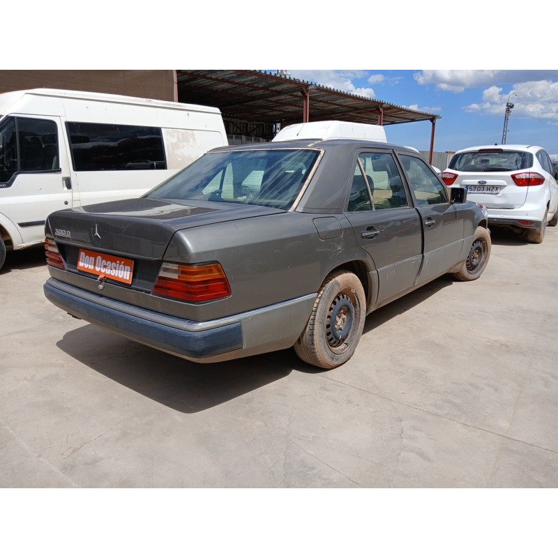 MERCEDES-BENZ 124 Sedán (W124) 1991