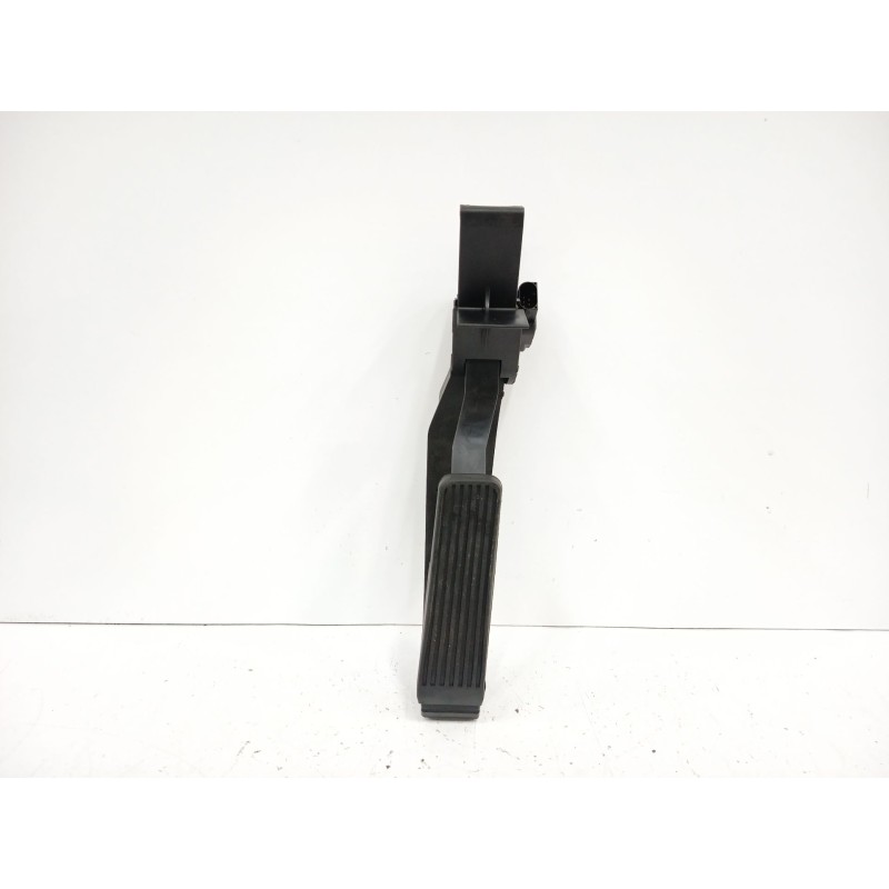 Recambio de pedal acelerador para mercedes-benz clase c (w203) c 200 cdi (203.004) referencia OEM IAM A2113010001  