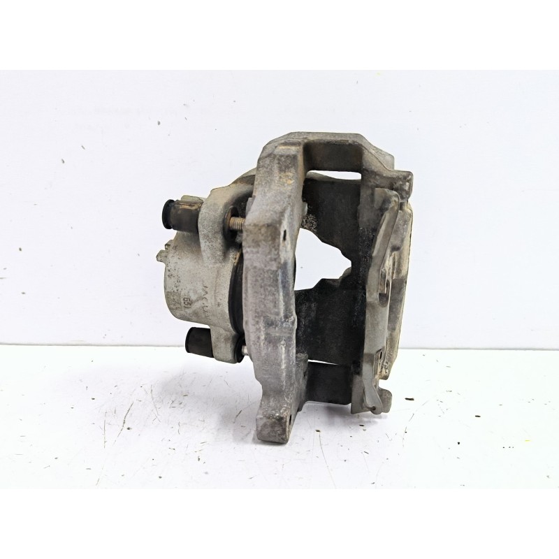 PINZA FRENO DELANTERA DERECHA