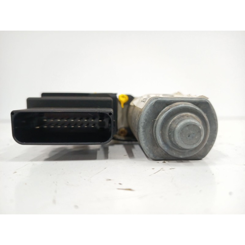MOTOR ELEVALUNAS TRASERO DERECHO 1K0959704B