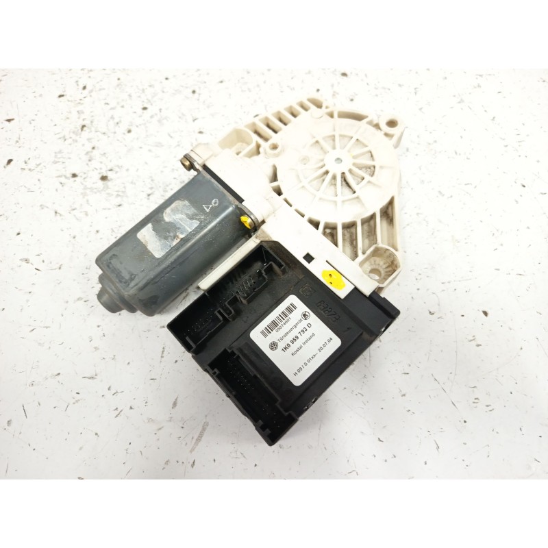 MOTOR ELEVALUNAS DELANTERO IZQUIERDO