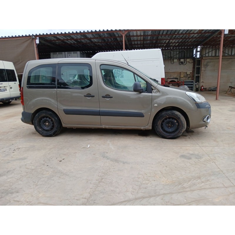 PARAGOLPES DELANTERO